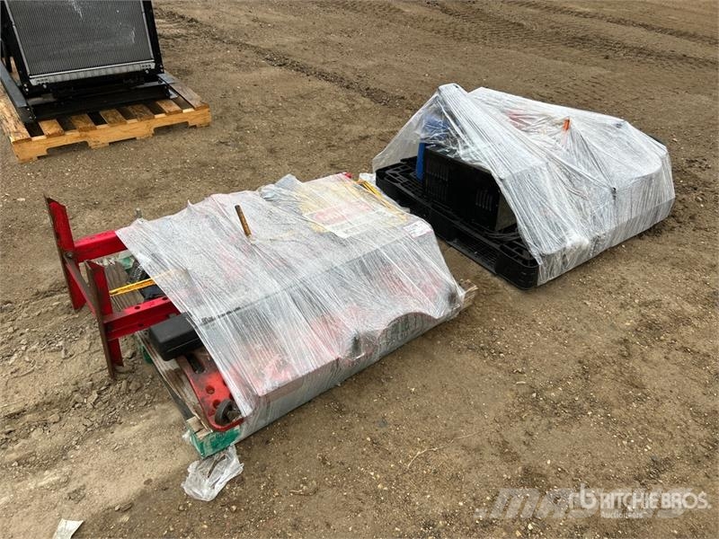  Quantity of (2) Pallets of Tools, Hose Reels مكونات أخرى
