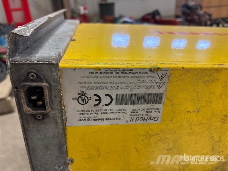  Quantity of (2) Phoenix DryRod II Electrode Stabil ماكينات زراعية - غير ذلك