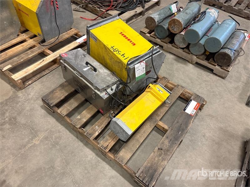  Quantity of (2) Phoenix DryRod II Electrode Stabil ماكينات زراعية - غير ذلك