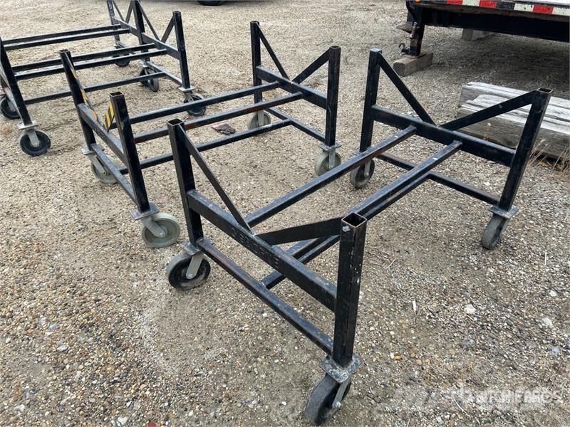  Quantity of (2) Pipe Carts مكونات أخرى