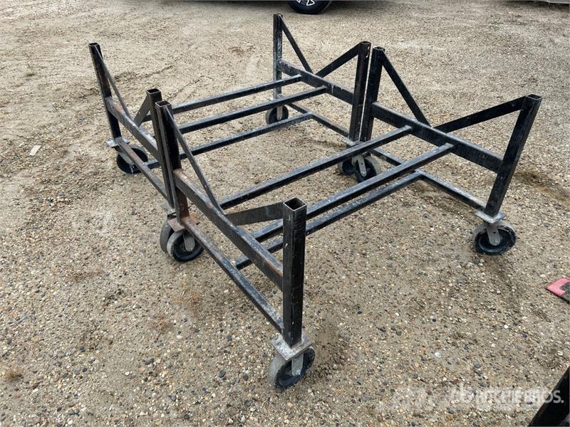  Quantity of (2) Pipe Carts مكونات أخرى