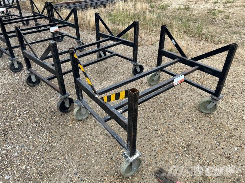  Quantity of (2) Pipe Carts مكونات أخرى