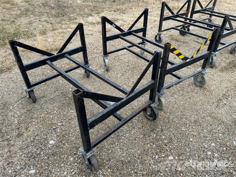  Quantity of (2) Pipe Carts مكونات أخرى