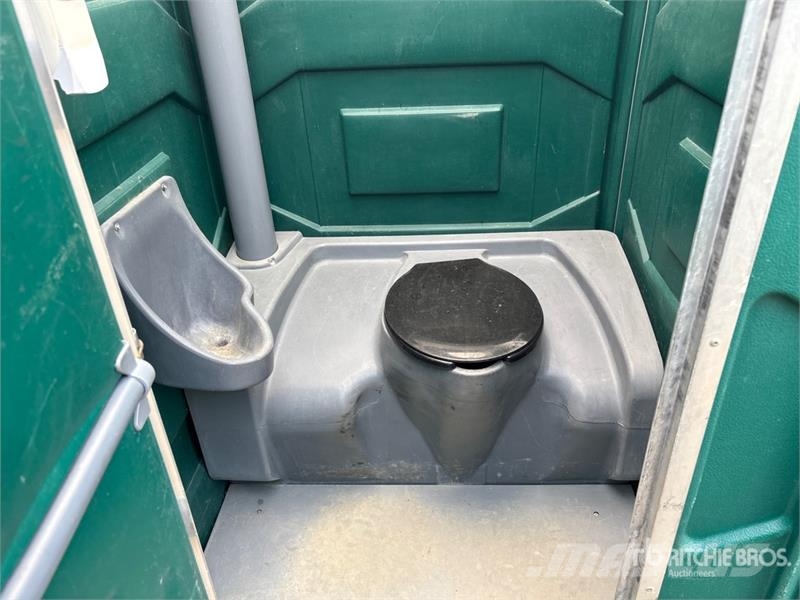 Quantity of (2) Portable Toilet Drugi deli