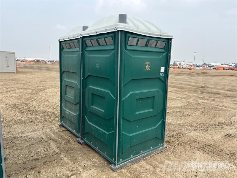  Quantity of (2) Portable Toilet Drugi deli