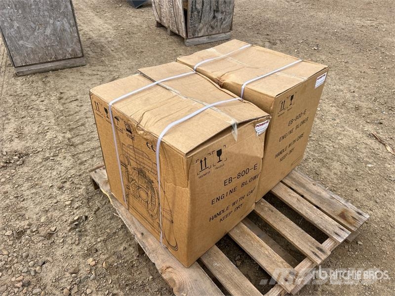  Quantity of (2)  Powertek EB-800-E Leaf Blower (Un طاردات