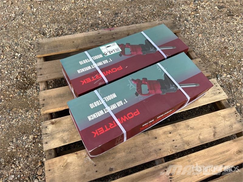  Quantity of (2)  Powertek PT8810 Impact Wrench (Un Andere Zubehörteile