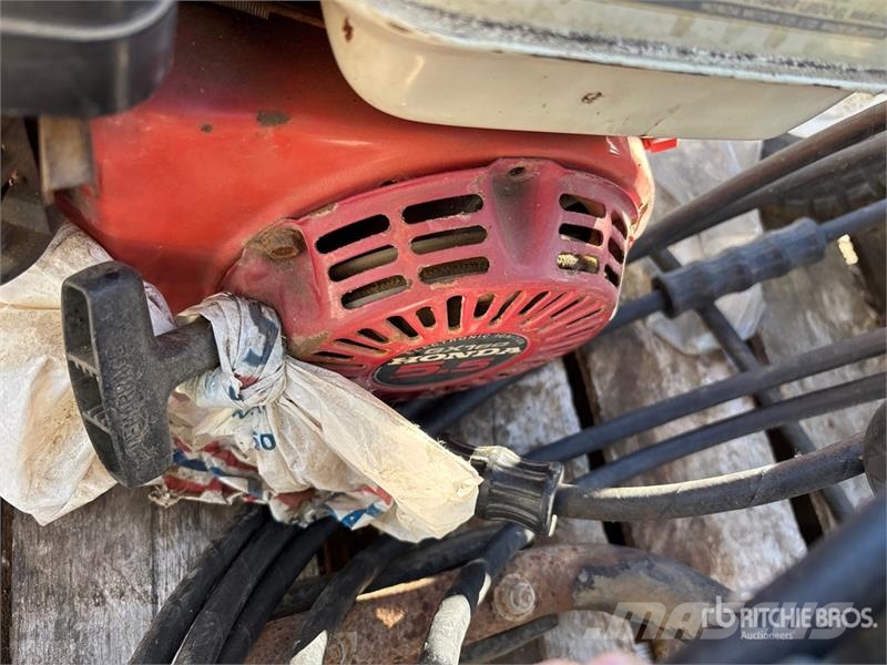 Quantity of (2) Pressure Washer Spalator cu presiune joasa