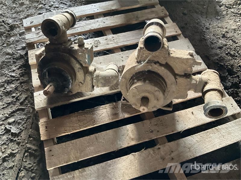 Quantity of (2) PTO Driven Hydraulic Pumps Andre komponenter