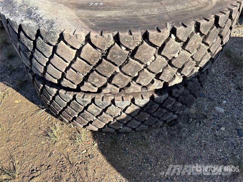  Quantity of (2) Roadx DT890 11R22.5 Tires Шины и колёса