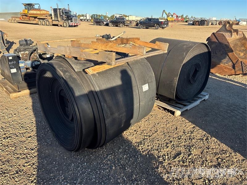 Quantity of (2) Rolls 36 in Conveyor Belting (Unus Sonstige Baumaschinen