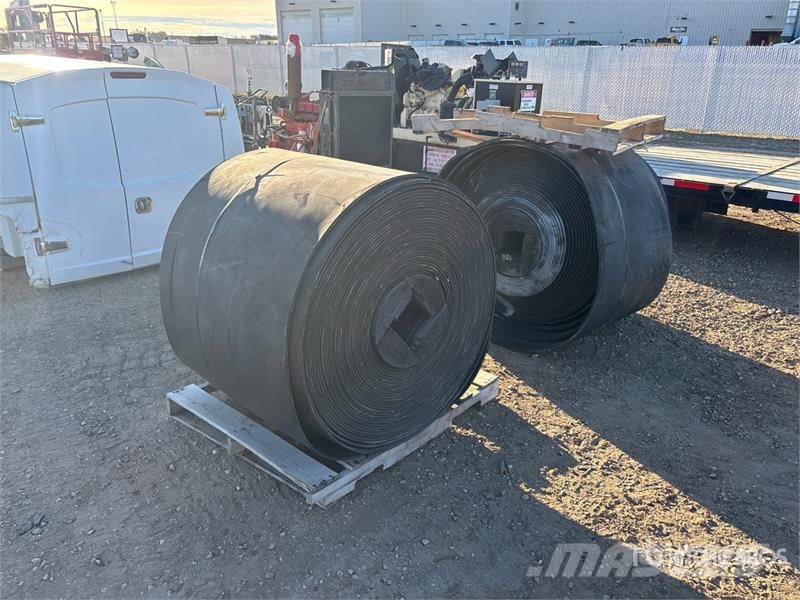 Quantity of (2) Rolls 36 in Conveyor Belting (Unus Sonstige Baumaschinen