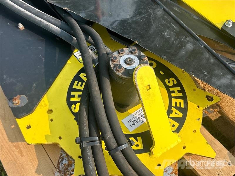 Quantity of (2) Roto Shear Kiti naudoti statybos komponentai