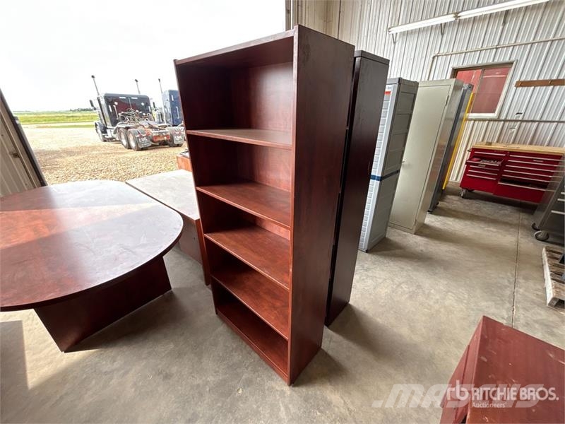  Quantity of (2) Shelving unit Drugi deli