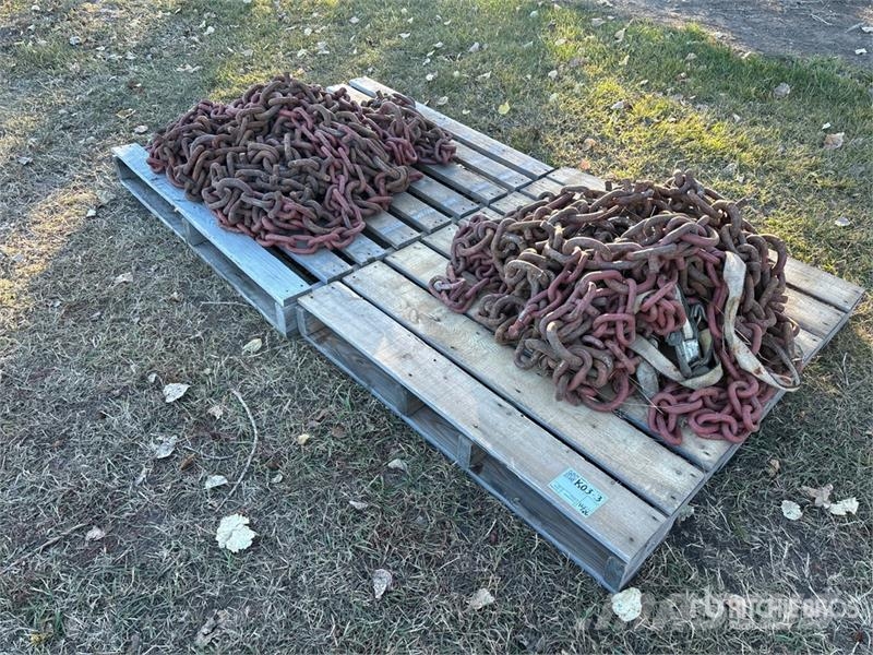  Quantity of (2) Skidder Tire Chains for 30.5-32 Ti Sonstige Landmaschinen