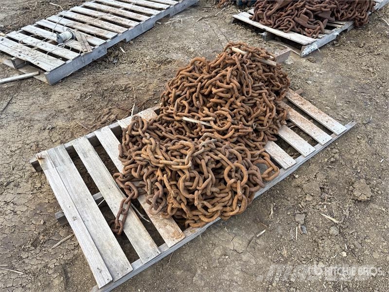  Quantity of (2) Skidder Tire Chains Tires Gume, točkovi i felne