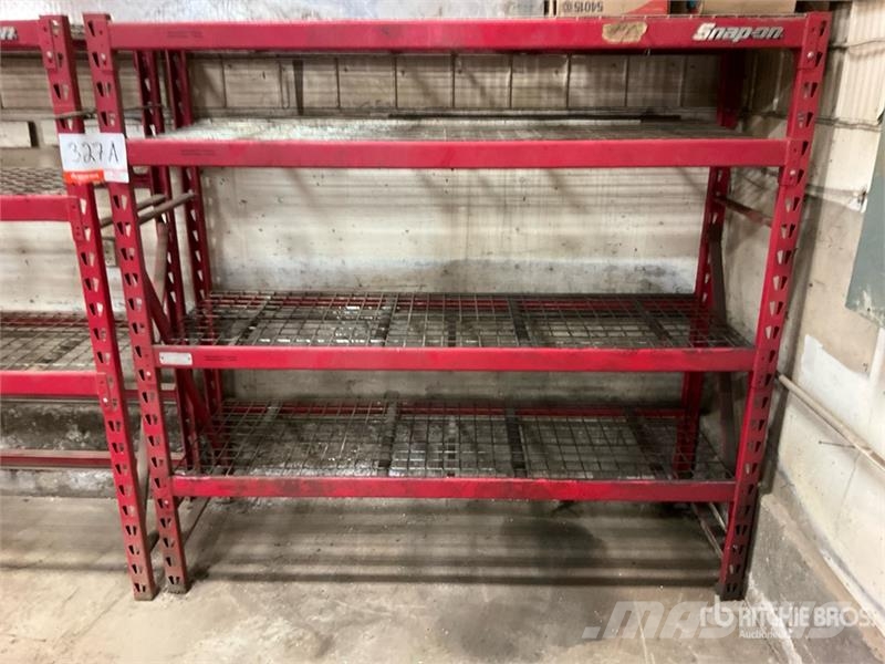  Quantity of (2) Snap-On Shelving Andre komponenter