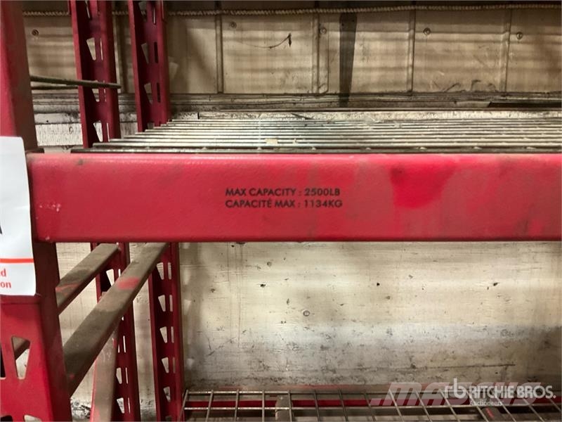  Quantity of (2) Snap-On Shelving Andre komponenter