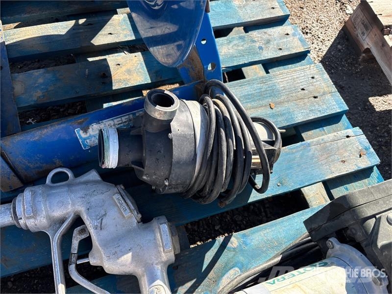 Quantity of (2) Sotera Systems Chemical Pump (Inop Pumpe i mikseri