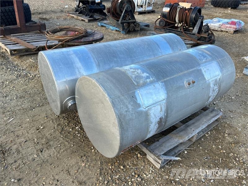 Quantity of (2) Steel Fuel Tank Kraftstoff- und Zusatzstoffbehälter