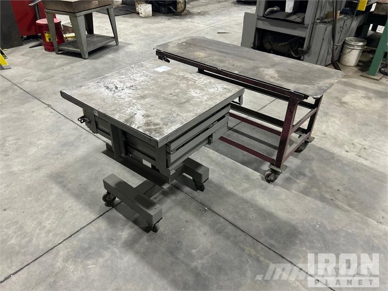 Quantity of (2) Steel Tables Table Utilaje construcții - Altele