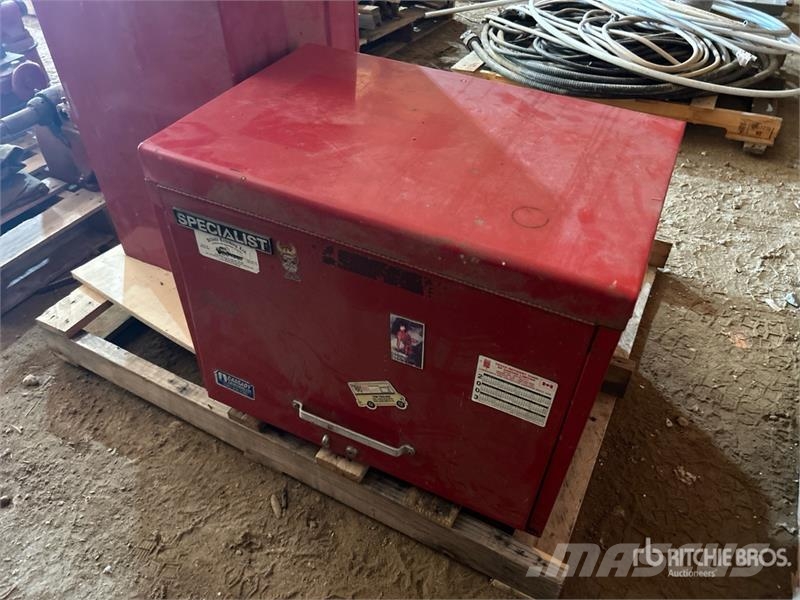  Quantity of (2) Steel Tool Box Строителство - Други
