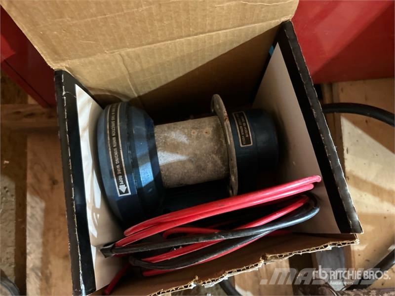  Quantity of (2) Steel Tool Box Строителство - Други