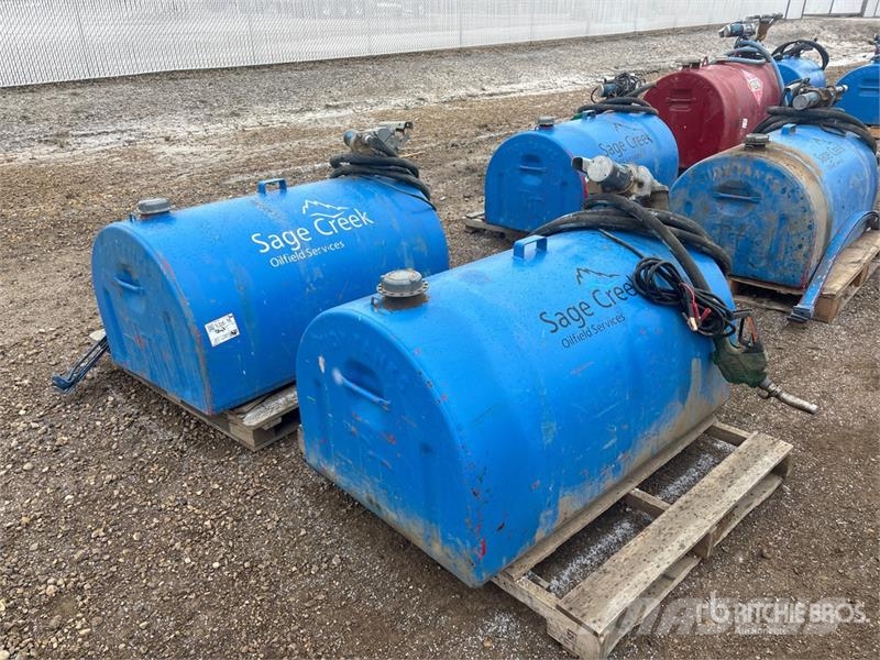 Quantity of (2) Tidy Tanks Steel 2 Fuel Tanks Fuel Kütusemahutid