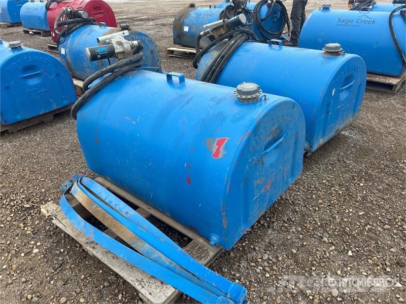 Quantity of (2) Tidy Tanks Steel 2 Fuel Tanks Fuel Kütusemahutid