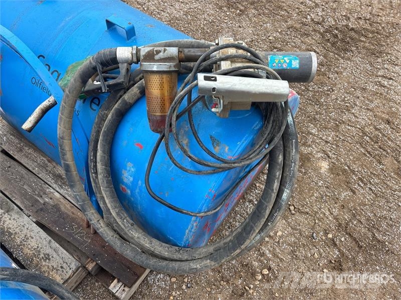  Quantity of (2) Tidy Tanks Steel Fuel Tank Kraftstoff- und Zusatzstoffbehälter
