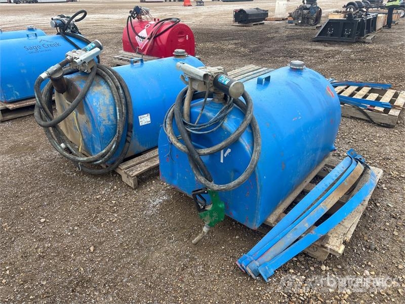 Quantity of (2) Tidy Tanks Steel 2 Fuel Tanks Fuel Kütusemahutid