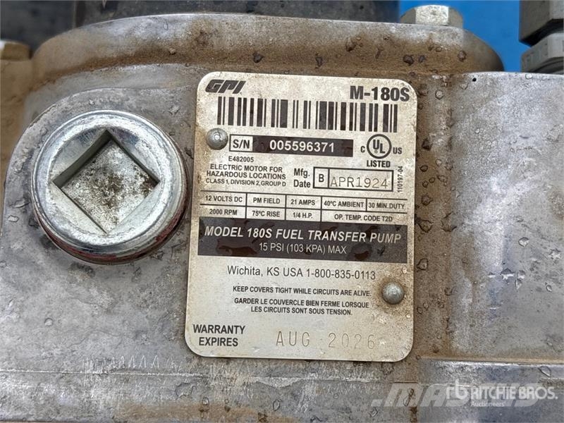  Quantity of (2) Tidy Tanks Steel Fuel Tank Kraftstoff- und Zusatzstoffbehälter