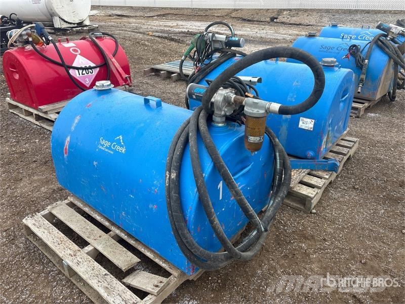 Quantity of (2) Tidy Tanks Steel 2 Fuel Tanks Fuel Kütusemahutid