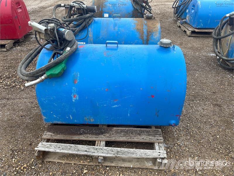 Quantity of (2) Tidy Tanks Steel 2 Fuel Tanks Fuel Kütusemahutid