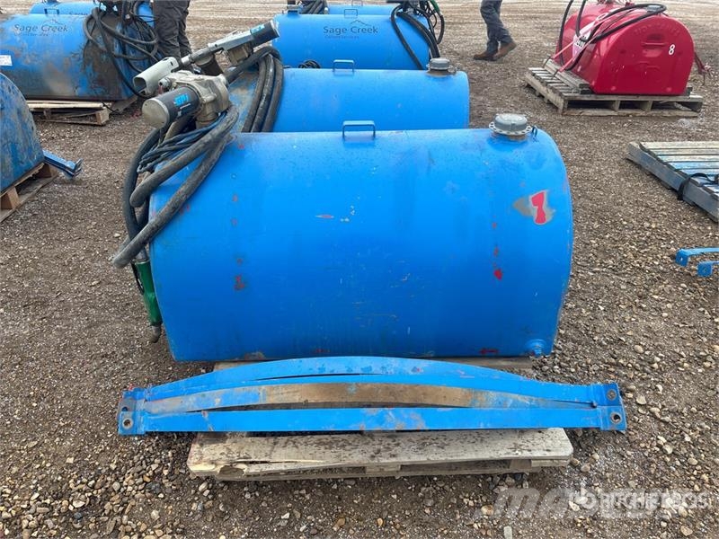 Quantity of (2) Tidy Tanks Steel 2 Fuel Tanks Fuel Kütusemahutid
