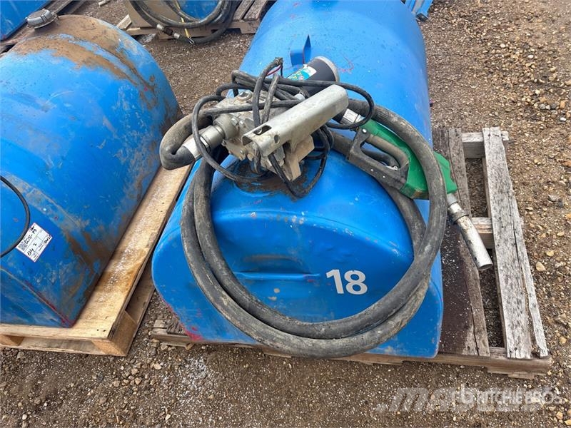 Quantity of (2) Tidy Tanks Steel 2 Fuel Tanks Fuel Kütusemahutid
