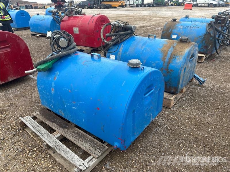 Quantity of (2) Tidy Tanks Steel 2 Fuel Tanks Fuel Kütusemahutid