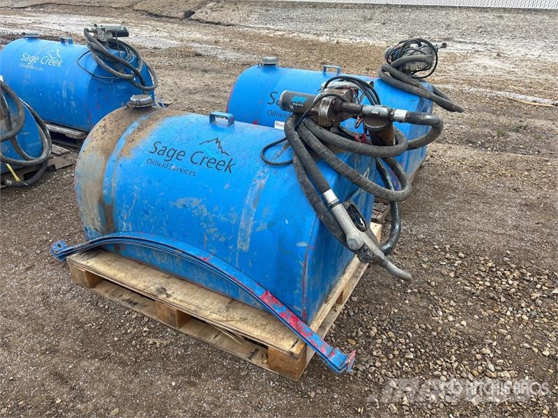 Quantity of (2) Tidy Tanks Steel 2 Fuel Tanks Fuel Kütusemahutid