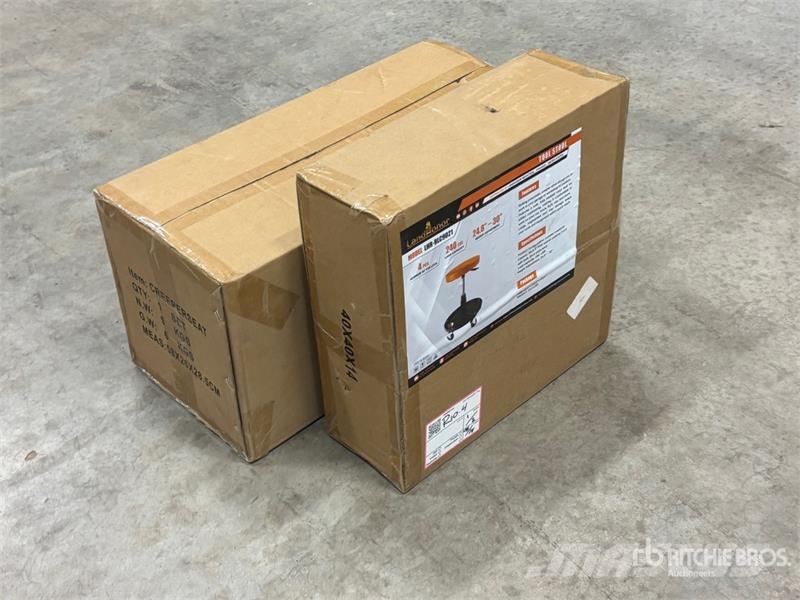  Quantity of (2) Tool Stools Drugi deli