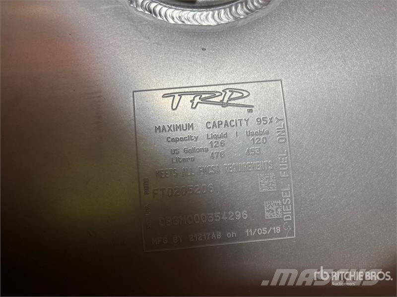 Quantity of (2) TRP Fuel Tanks Коммерческий транспорт - Другие