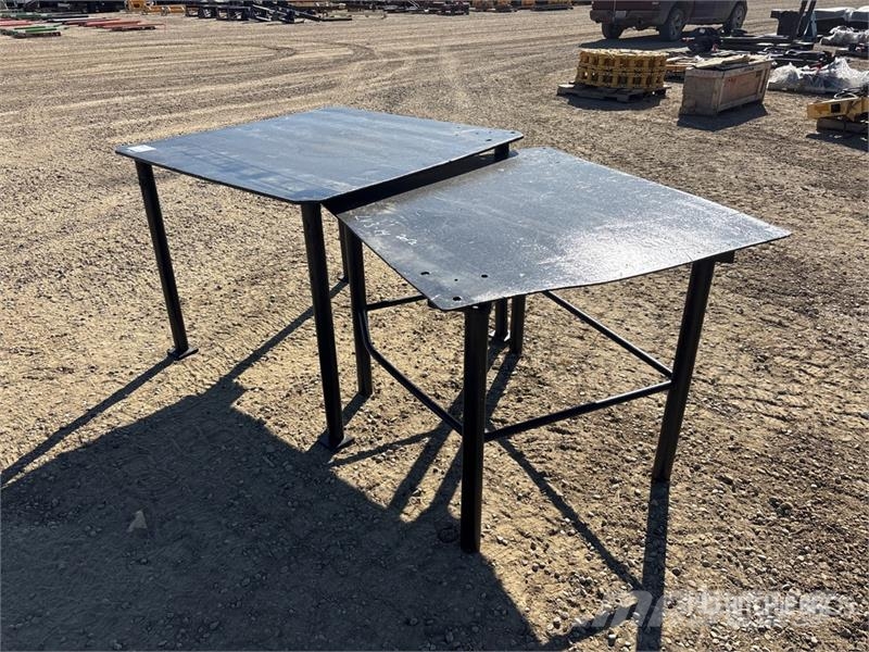 Quantity of (2) Welding Table Workbench Andre komponenter