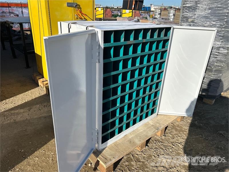 Quantity of (2) White Cabinets Bolt Bin Tartályok és tölcsérek