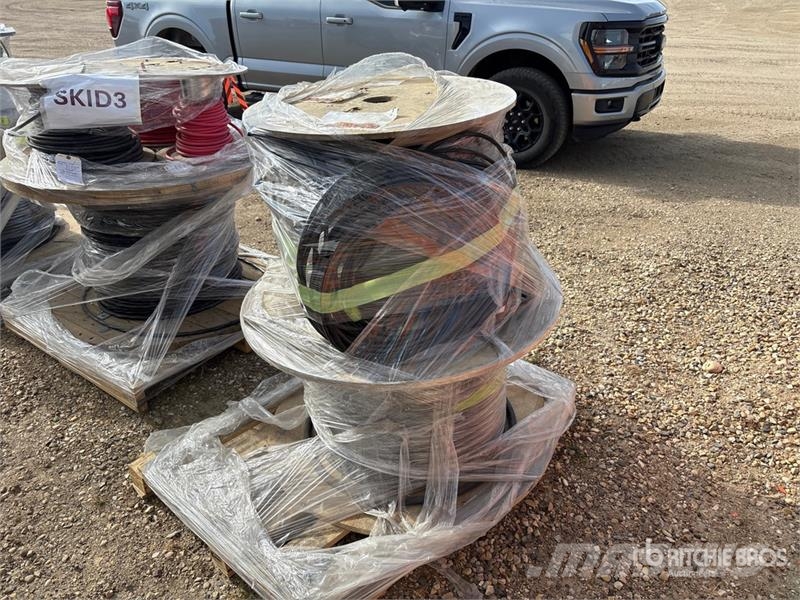 Quantity of (2) Wire Reel Outros Florestal