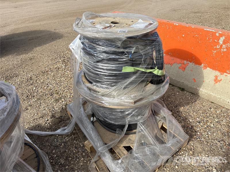 Quantity of (2) Wire Reel Outros Florestal