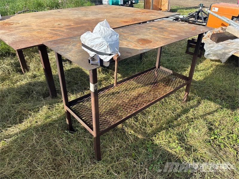 Quantity of (2) Work Tables Drugi deli