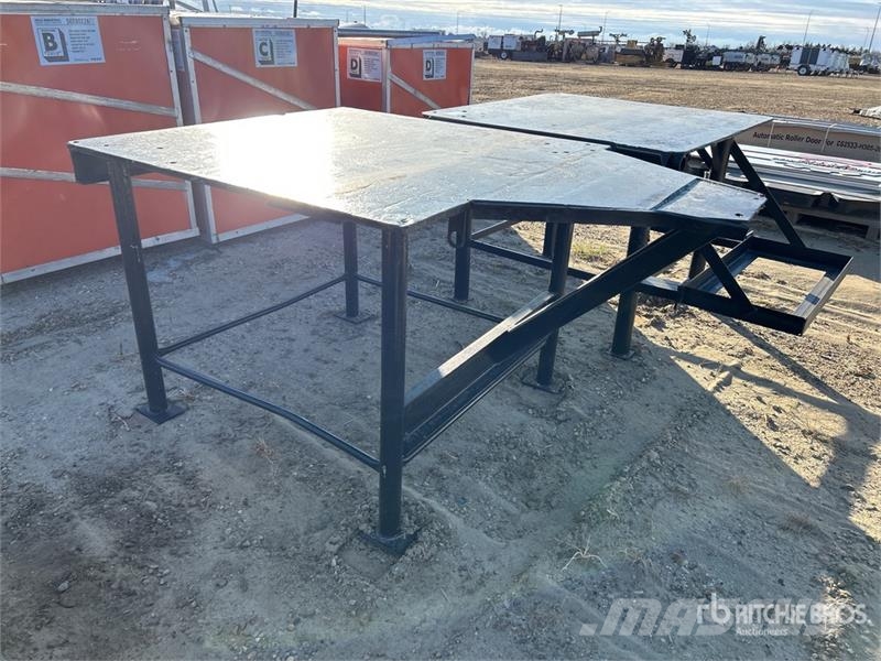 Quantity of (2) Workbench Andre komponenter