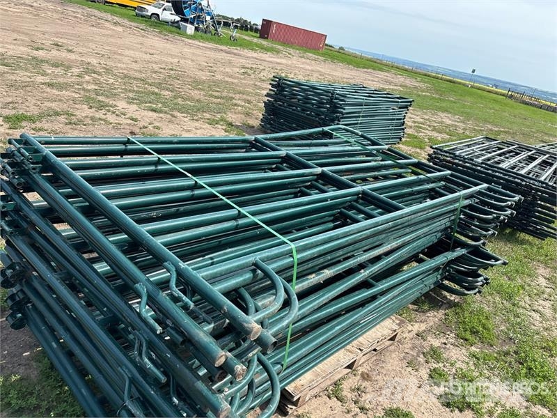 Quantity of (20) 10 ft Livestock Panel Muu farmitehnika ja tarvikud