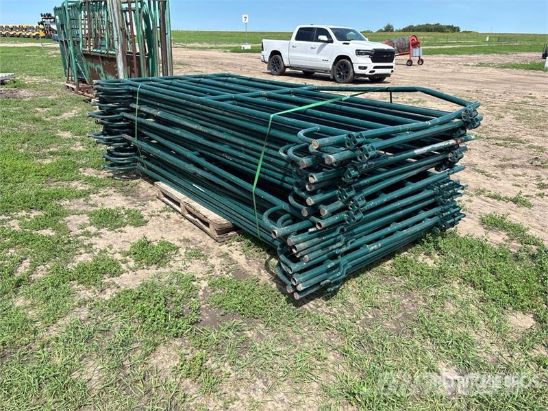 Quantity of (20) 10 ft Livestock Panel Muu farmitehnika ja tarvikud