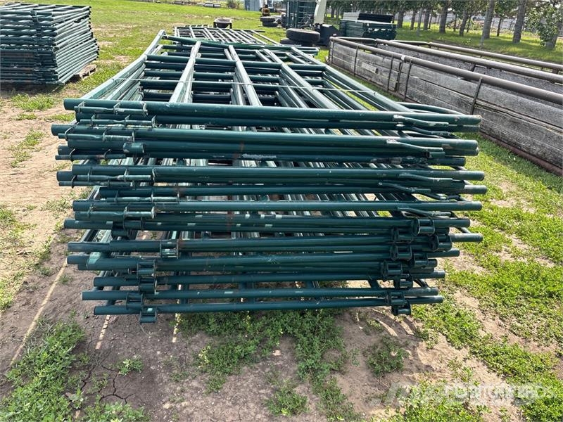 Quantity of (20) 10 ft Livestock Panel Muu farmitehnika ja tarvikud