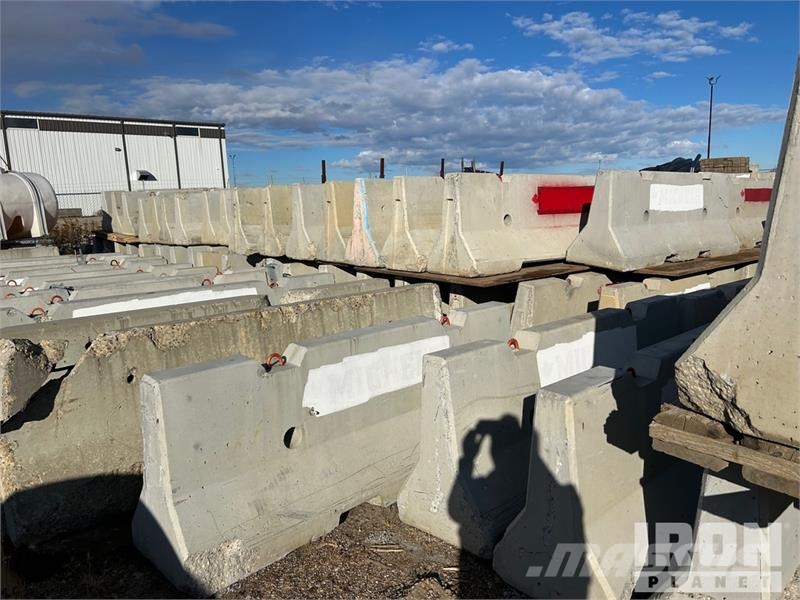 Quantity of (20) Blocks Būvniecība- Citi